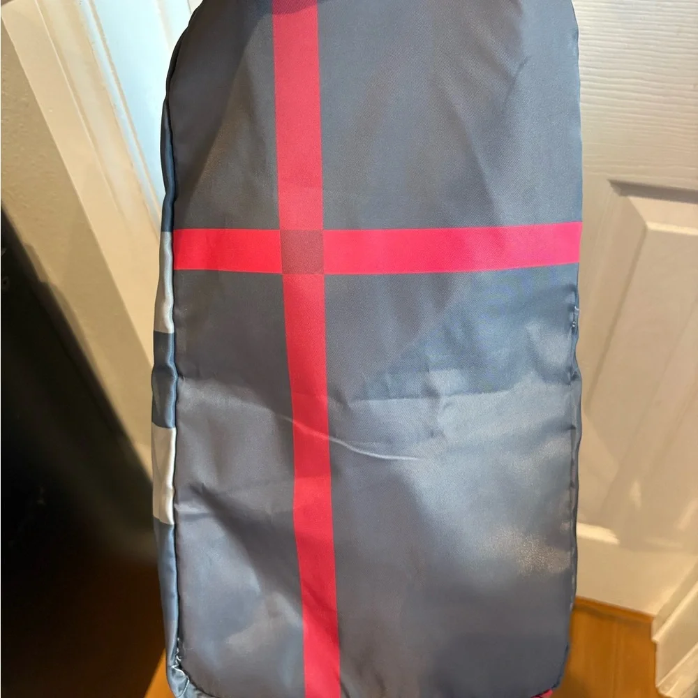 Hongtuo SupplyStylish‎ Red and Gray Duffel Bag with Geometric Design